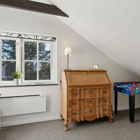 Charming Summer House Near Town And *